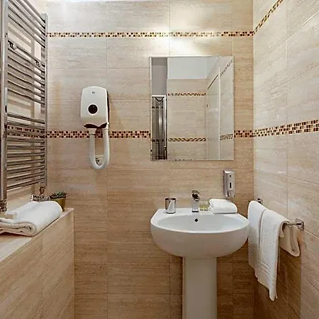 Bed & Breakfast Dante's In Vaticano 4*