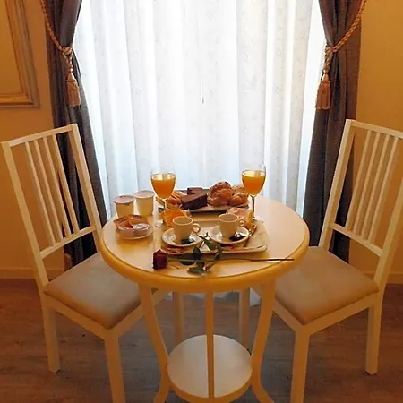 Bed & Breakfast Dante's In Vaticano 4*